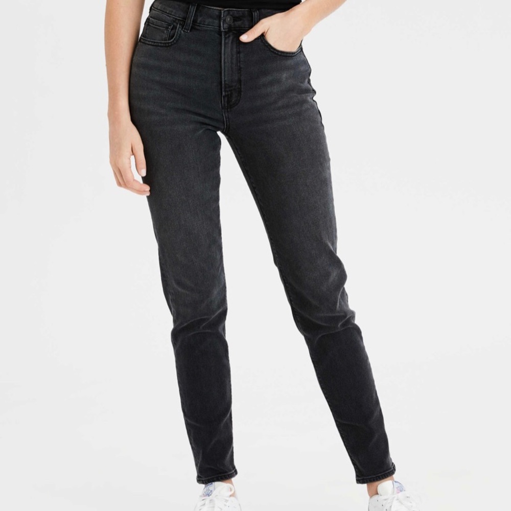 American Eagle mom jeans